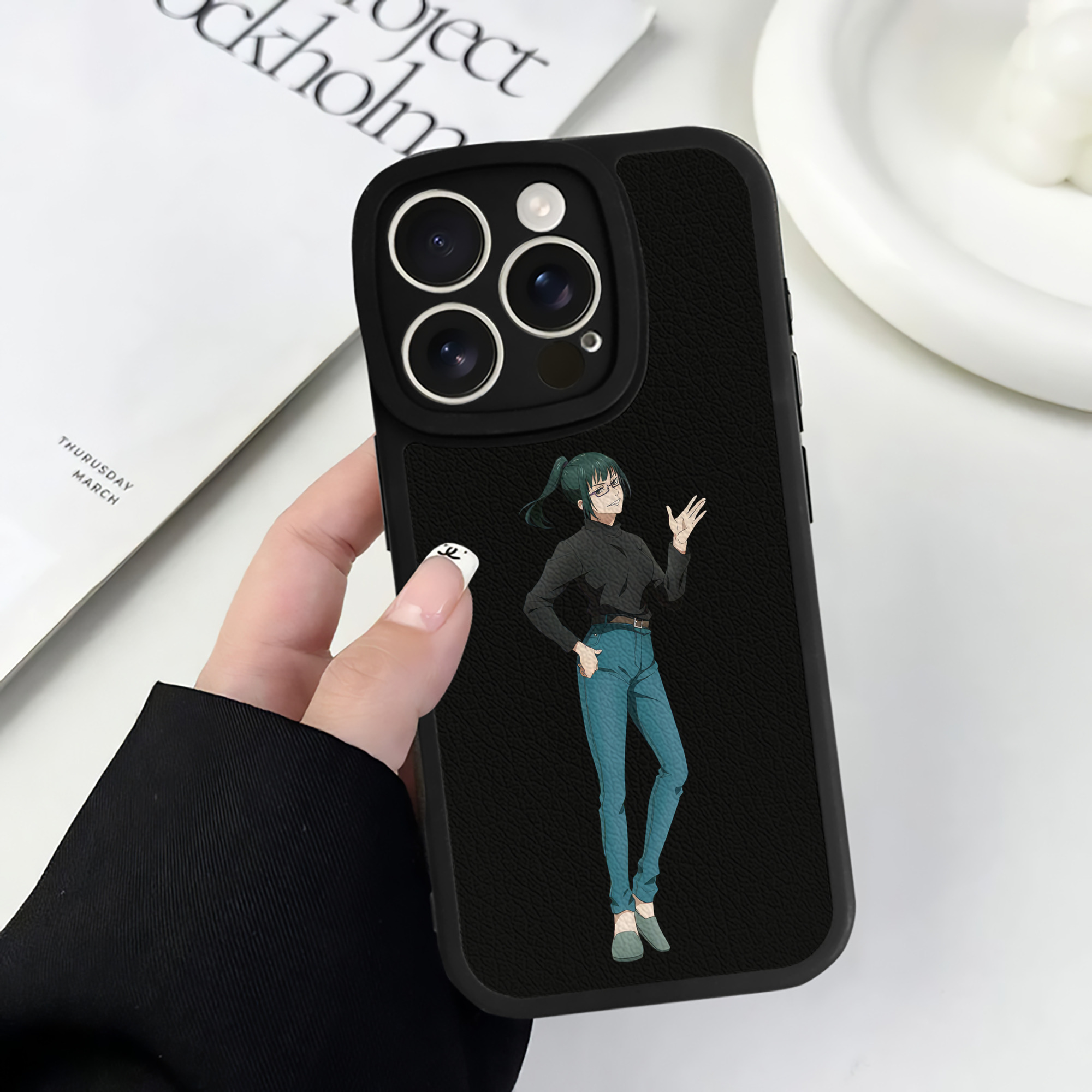 （画像用） 呪術廻戦 Jujutsu Kaisen 【iPhone 16シリーズ対応】シリコンスマホケース（レザー調） 材質：シリコン